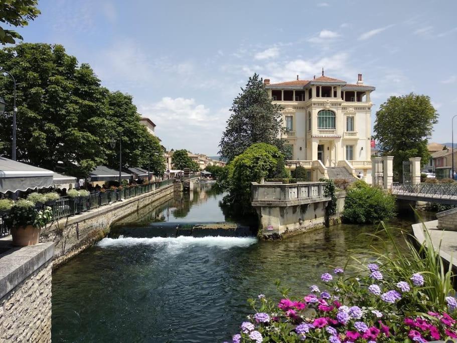 Le Nid De Marius LʼIsle-sur-la-Sorgue Exterior foto